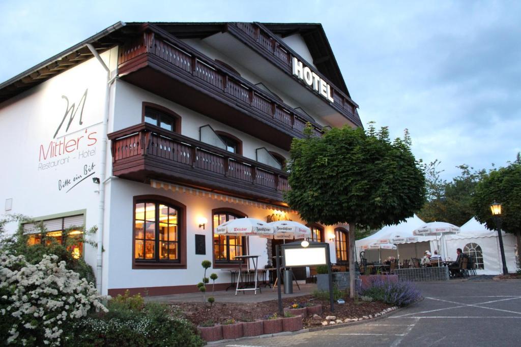 Hotel Zur Moselbruecke Schweich Bagian luar foto